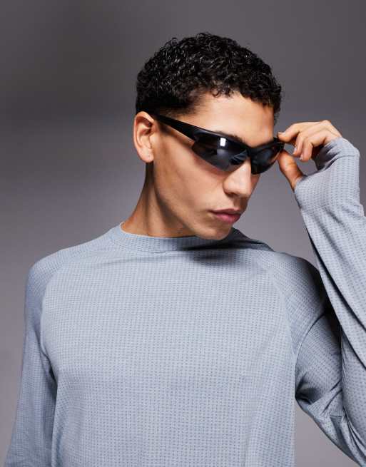 4505 seamless lightweight mesh quick dry relaxed long sleeve running t-shirt in cool grey marl, 5 of 5