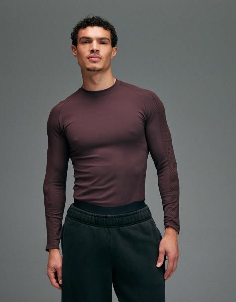 4505 seamless physique defining muscle fit compression base layer long sleeve in brown - view 1