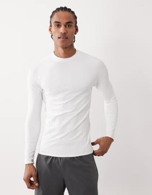 4505 Seamless Physique Defining Muscle Fit Compression Base Layer Long Sleeve Top In White