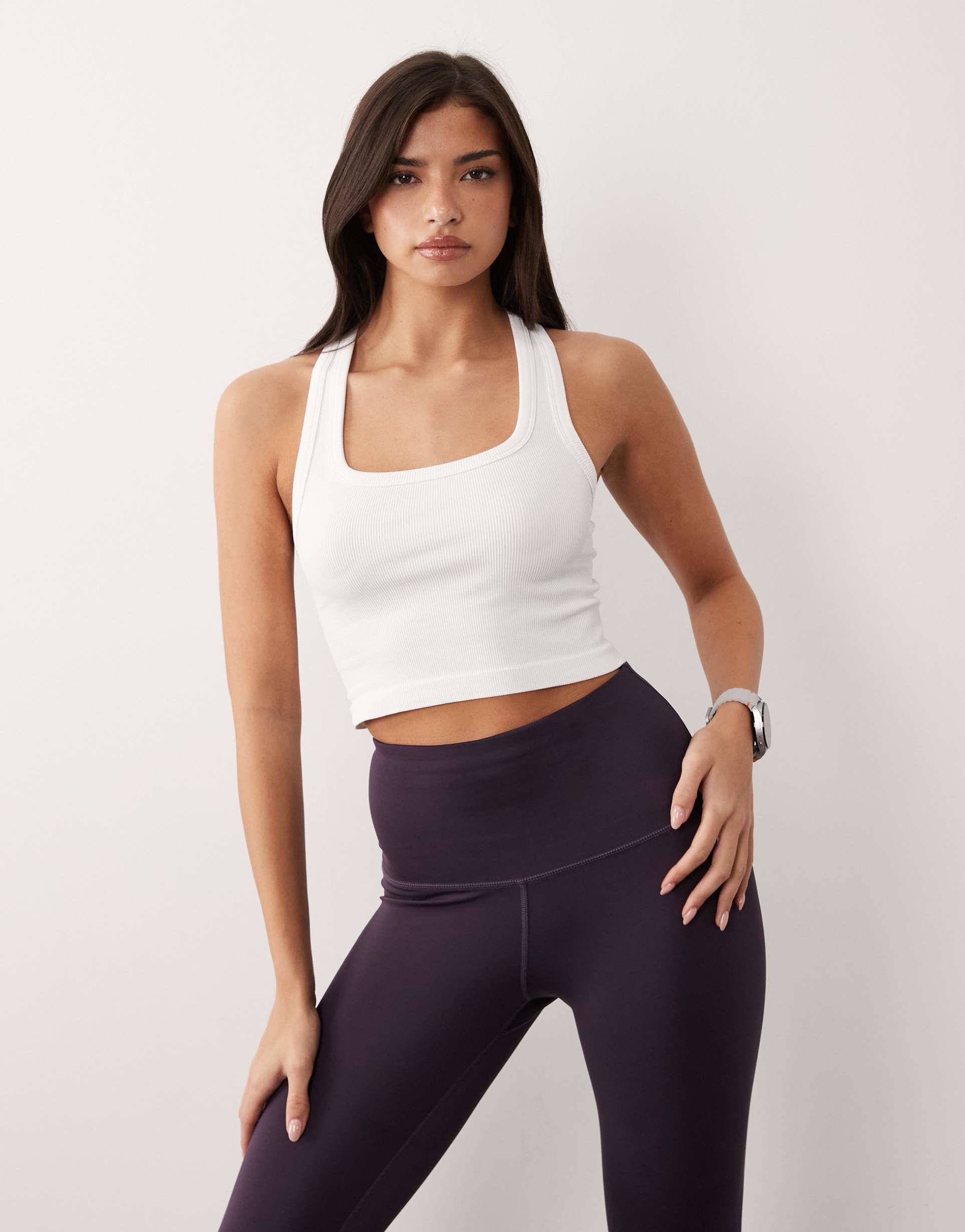 4505 seamless rib knit scoop neck cropped tank top with racer back in white