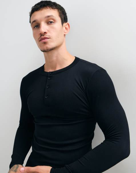 4505 seamless rib muscle fit training henley long sleeve in black - view 1