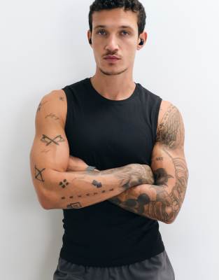 4505 Seamless Rib Muscle Fit Training Tank In Black