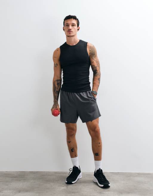 4505 seamless rib muscle fit training tank in black, 2 of 5