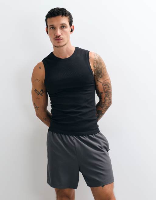 4505 seamless rib muscle fit training tank in black, 3 of 5