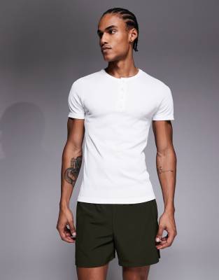 4505 Seamless Ribbed Slim Fit Henley T-shirt In White