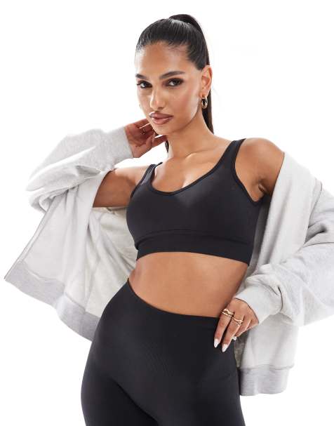 4505 seamless v neck mid support sports bra in black - view 1