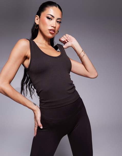 4505 seamless V neck tank top with inner bra in cocoa brown - view 1