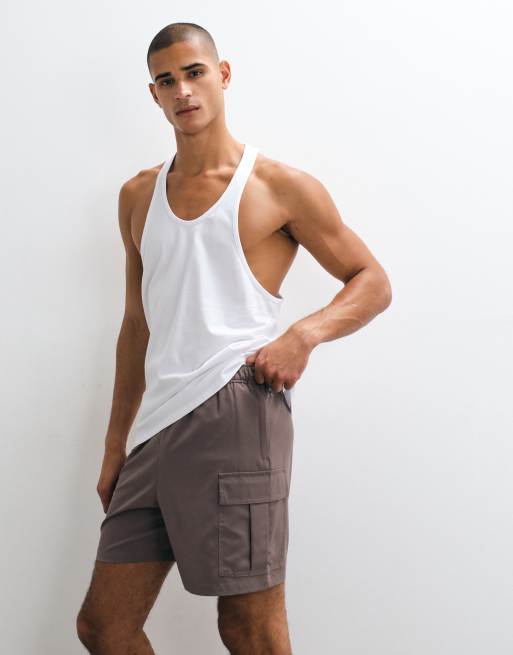 4505 short cargo d'entraînement 7 pouces à séchage rapide avec poches zippées en marron taupe, 2 de 5