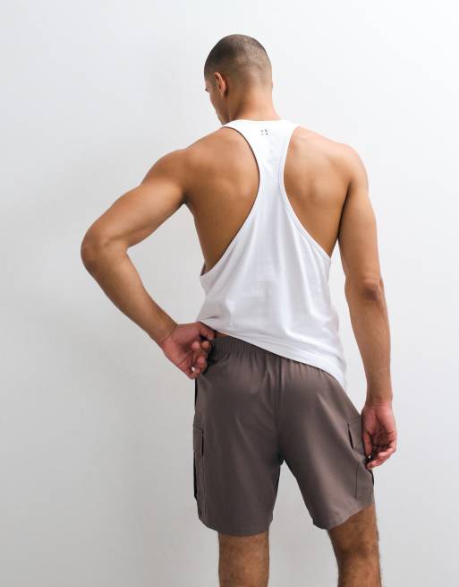 4505 short cargo d'entraînement 7 pouces à séchage rapide avec poches zippées en marron taupe, 3 de 5