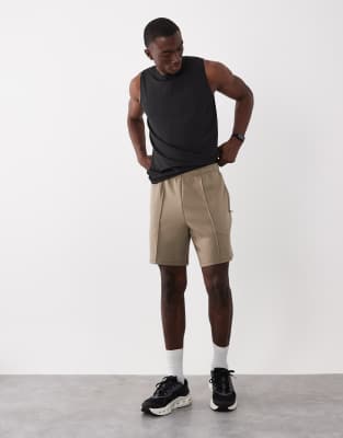 Shorts aus Performance-Sweatshirtstoff in Greige mit Biesendetail-Neutral Neutral S