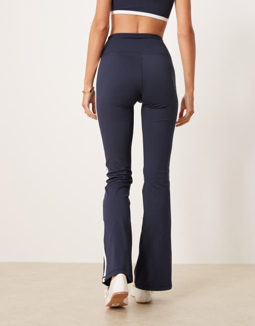 4505 slim kick contrast side piping leggings in deep navy , 5 of 5