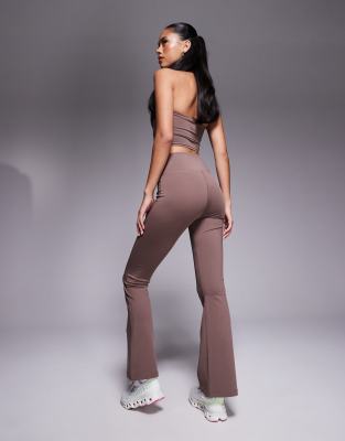 4505 Slim Kick Flare Active Leggings In Brown