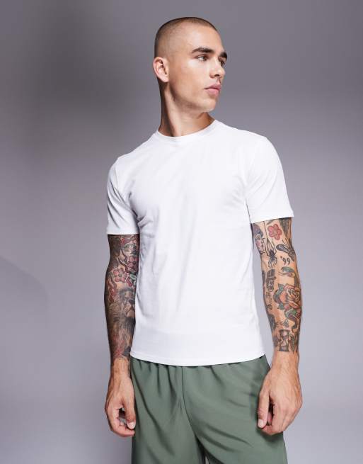 4505 - Smal gekrompen katoenen trainingsshirt met sneldrogende afwerking in wit