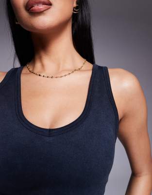 Shop 4505 Smooth Seamless V Neck Tank Top With Inner Bra In Black