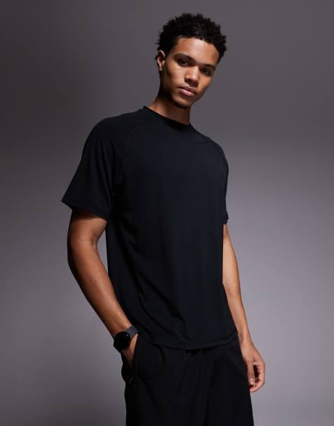 4505 - Sneldrogend performance trainingsshirt met rechte pasvorm in zwart - view 1