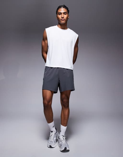 4505 - Sneldrogende performance cropped trainingstanktop in wit, 4 van 4