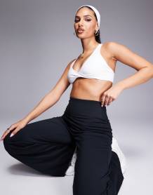 4505 Icon soft touch wide yoga headband in white 