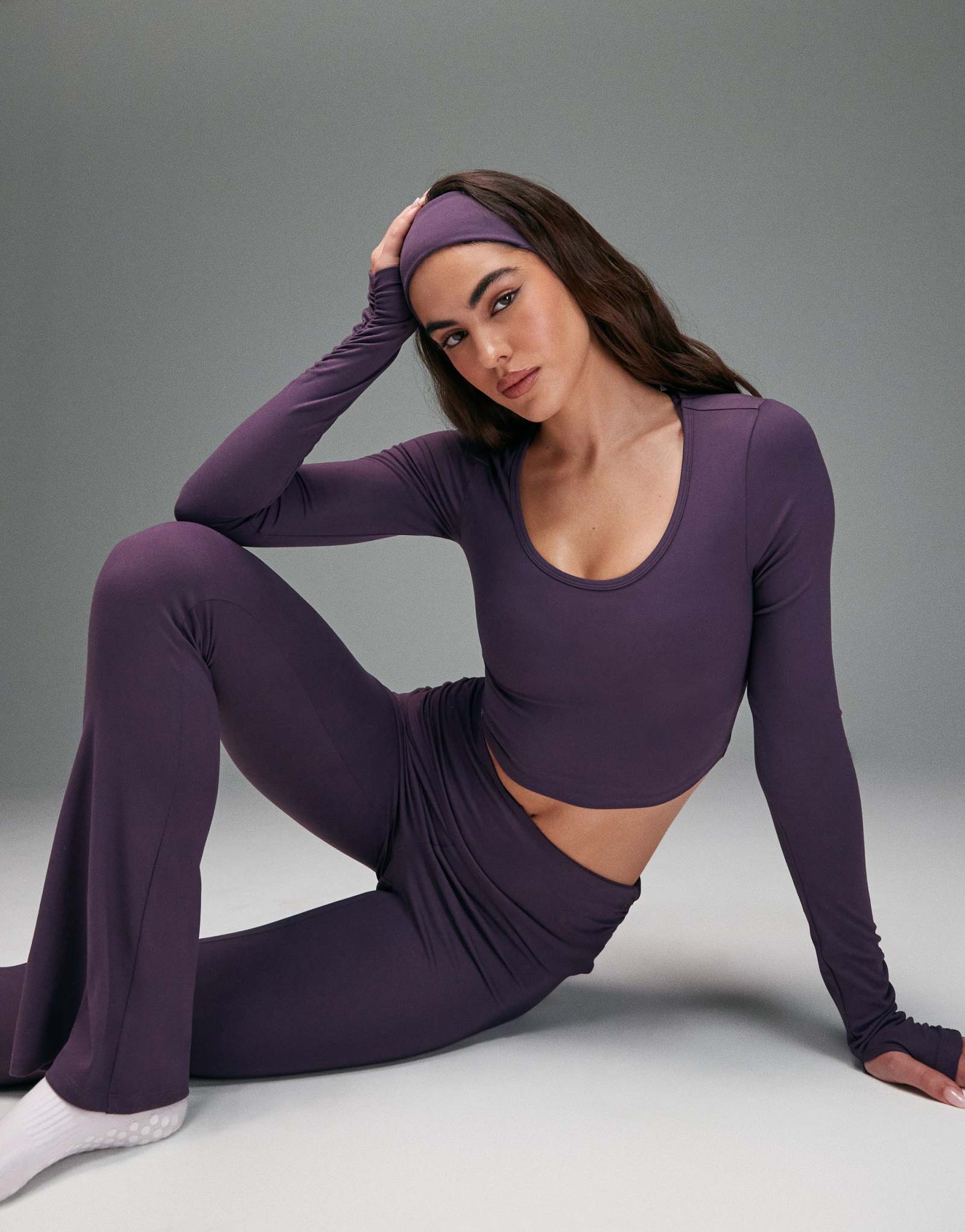 4505 мягкий на ощупь топ с круглым вырезом и длинными рукавами с рюшами из вереска