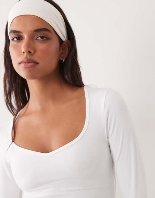 4505 soft touch sweetheart neck long sleeve top in white, 2 of 4