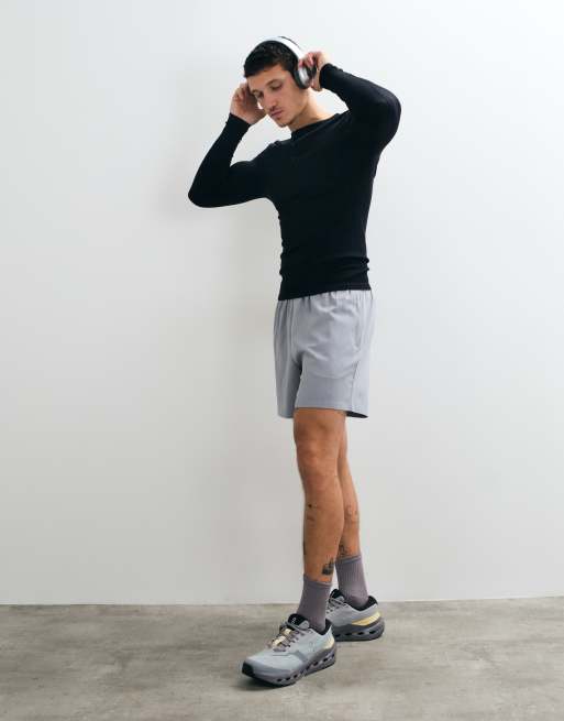 4505 sömlös ribbad muscle fit träningshenley, svart, 5 av 5