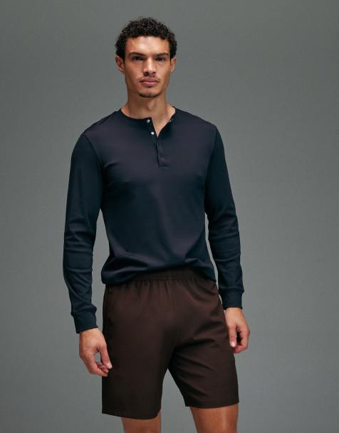 4505 - Sort langærmet henley-top i hurtigttørrende ribbet materiale i slim fit - view 1