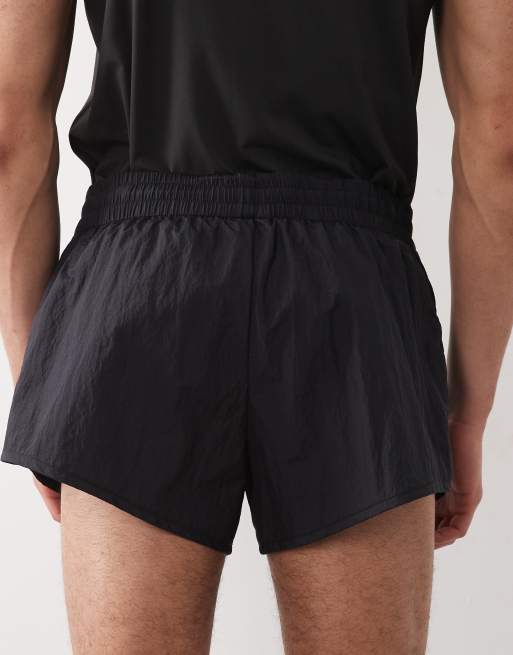 4505 - Sorte 8 cm-træningsshorts i nylon-tech med lynlåslommer, 5 af 5