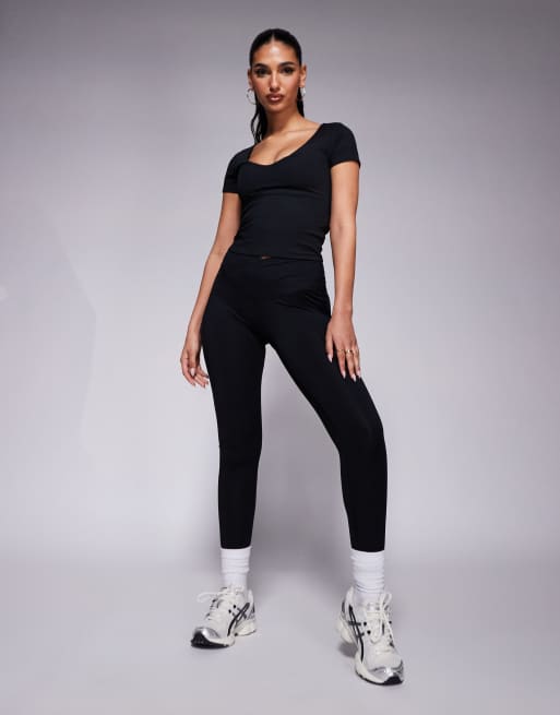 4505 - Sorte bløde yogaleggings med slå-om-talje 