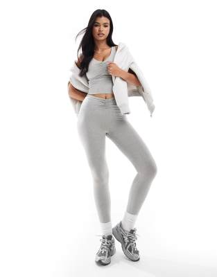 4505 - Sport-Leggings in meliertem Grau mit hoher Taille und geraffter Vorderseite