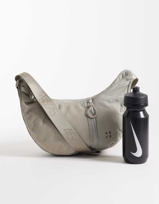 4505 – Sport-Umhängetasche in Graubeige mit Utility-Tasche aus Netzstoff, 2 von 4