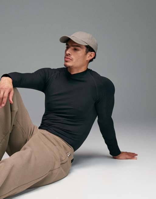4505 – Svart, långärmad topp i seamless-design med muscle fit och definierande kompression, 5 av 5