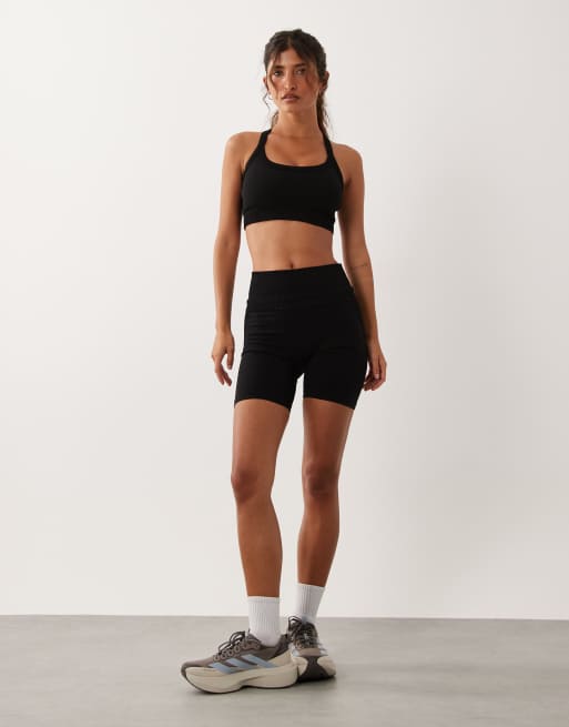 4505 – Svart, skulpterande sportbehå i seamless-design med medium stöd och varierbara band, 4 av 4