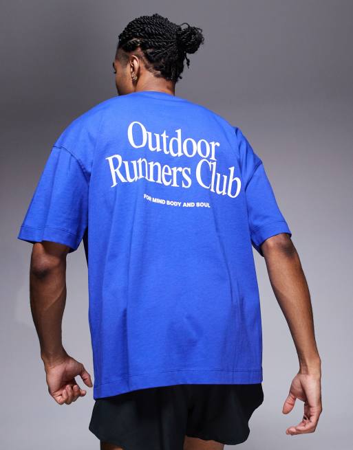 4505 - T-shirt coupe carrée oversize en coton à séchage rapide avec imprimé Outdoor Runners au dos - Bleu de cobalt