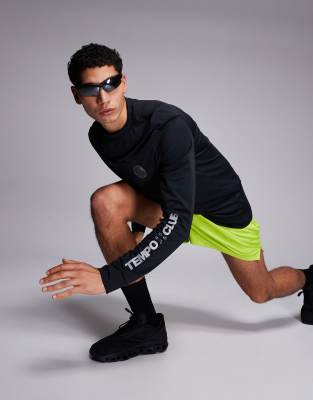 4505 - T-shirt de course ample à manches longues en mesh et nylon sportif à séchage rapide avec motif réfléchissant - Noir