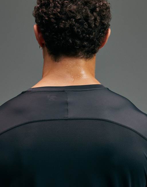 4505 - T-shirt premium da corsa a maniche lunghe ad asciugatura rapida nera con cuciture termosaldate e pannello in rete, 4 di 5