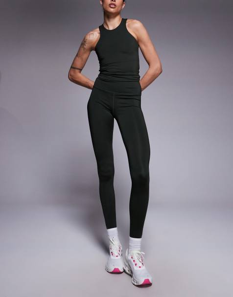 4505 Tall - Icon - Højtaljede trænings-leggings i mørk kaki med indvendige lommer og formgivende detalje bagpå - view 1