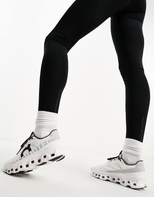 4505 Tall – Icon – Lauf-Leggings in Schwarz mit Handytasche und Taillenschnürung, 3 von 4