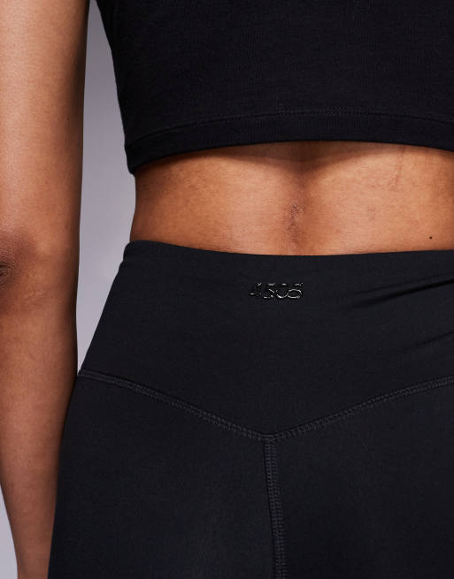 4505 Tall - Icon - Legging de yoga doux à taille croisée - Noir, 5 de 5