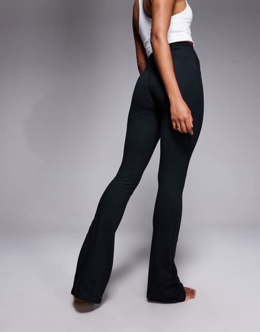 4505 Tall Icon soft touch high waist slim kick yoga leggings in black, 3 of 5