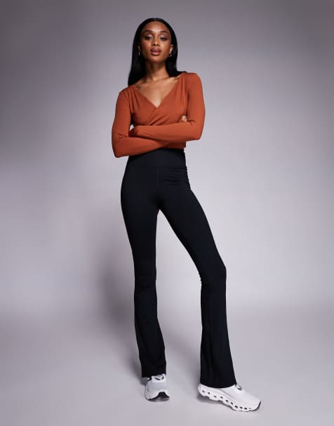 4505 Tall - Icon - Sorte bløde højtaljede slim-yogaleggings med svaj - view 1
