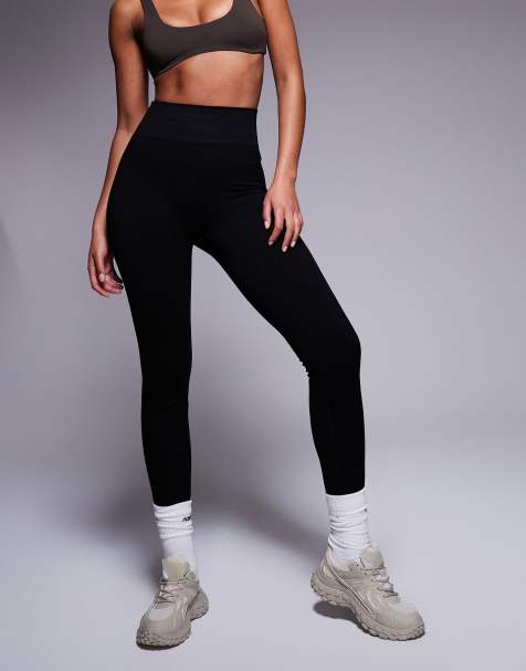 4505 Tall – Icon – Svarta, ribbade gymleggings i seamless design - view 1
