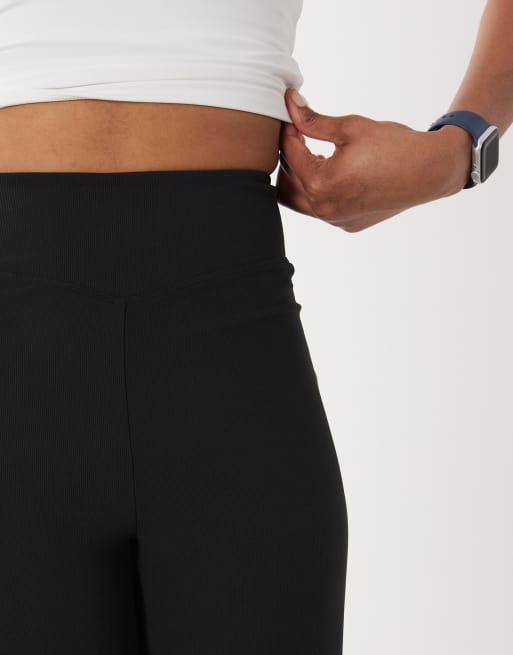 4505 Tall micro rib high waist slim kick yoga legging with side split in black, 4 of 5