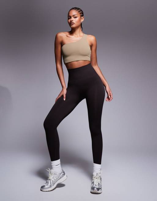 4505 - Tall - Naadloze fitnesslegging met hoge taille in cacaobruin 
