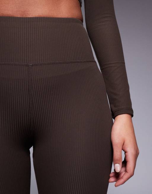 4505 - Tall - Zachte geribbelde yogalegging met kickflare pijpen in truffel , 5 van 5
