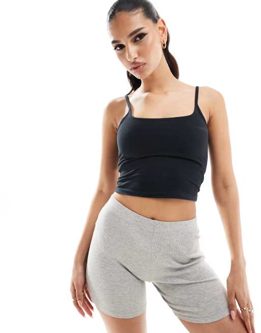 4505 - Top a canotta morbida al tatto con spalline sottili con reggiseno interno nero 