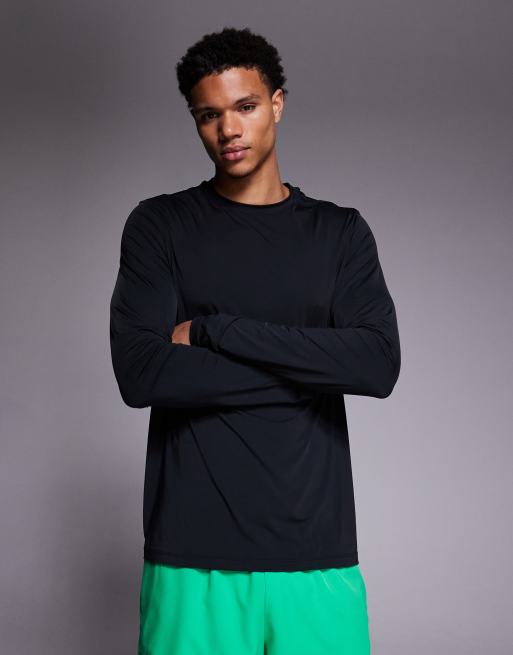 4505 - Top a maniche lunghe tecnico quick dry nero in rete con stampa sul retro, 3 di 5