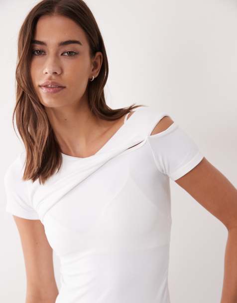 4505 - Top de studio asymétrique drapé à manches courtes avec poignets en tissu duveteux - Blanc - view 1