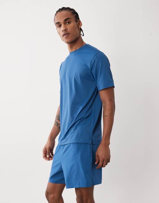 4505 - Trainingsshort van 13 cm met handdoeklus en ritszakken in blauw, 3 van 5