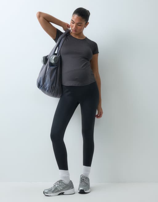 4505 Umstandsmode Icon Active Quick-Dry Slim-Fit-T-Shirt in Anthrazit, 4 von 5