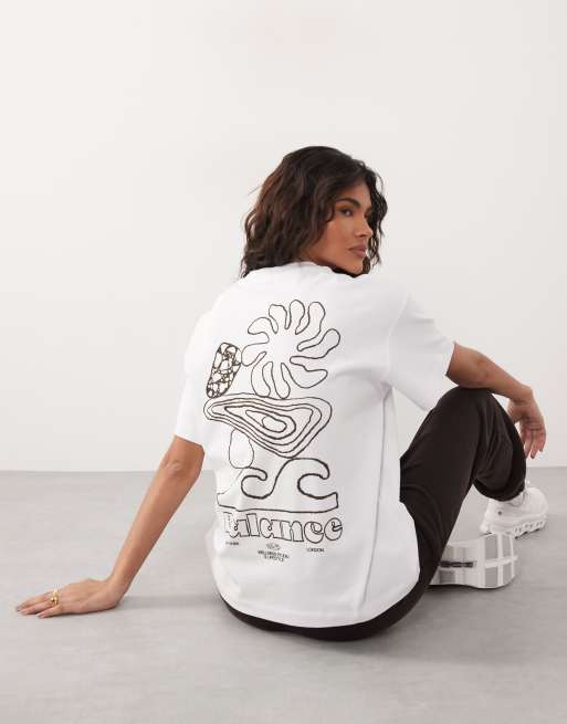 4505 – Vintagevit t-shirt i kraftig bomull och oversize med Studio-tryck baktill