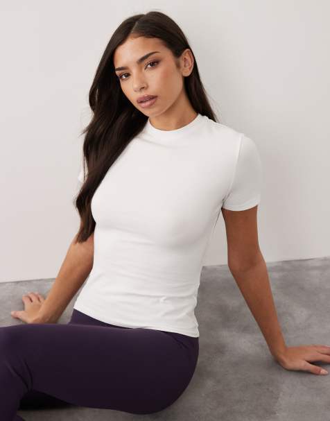 4505 – Vit, figurnära, vardaglig t-shirt i bomull med snabbtorkande finish - view 1